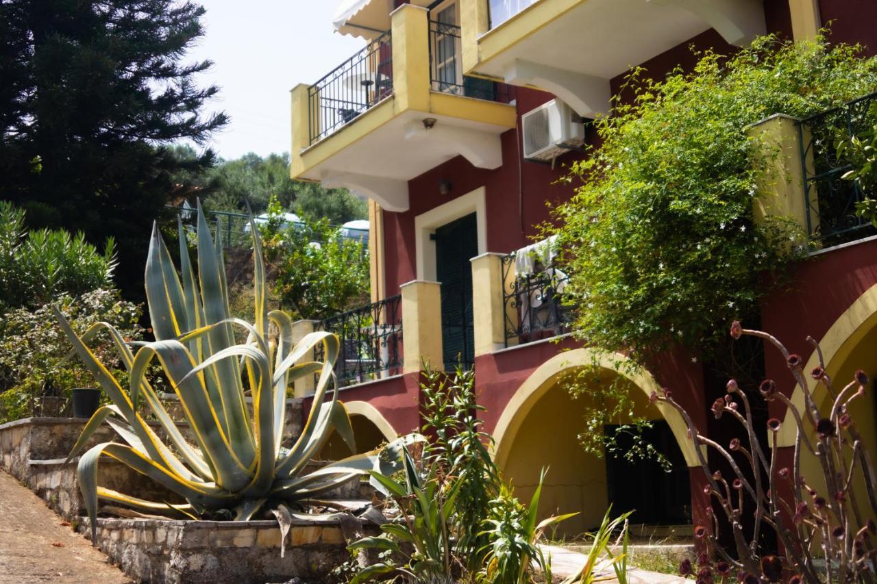 Apraos Bay Hotel Exterior foto