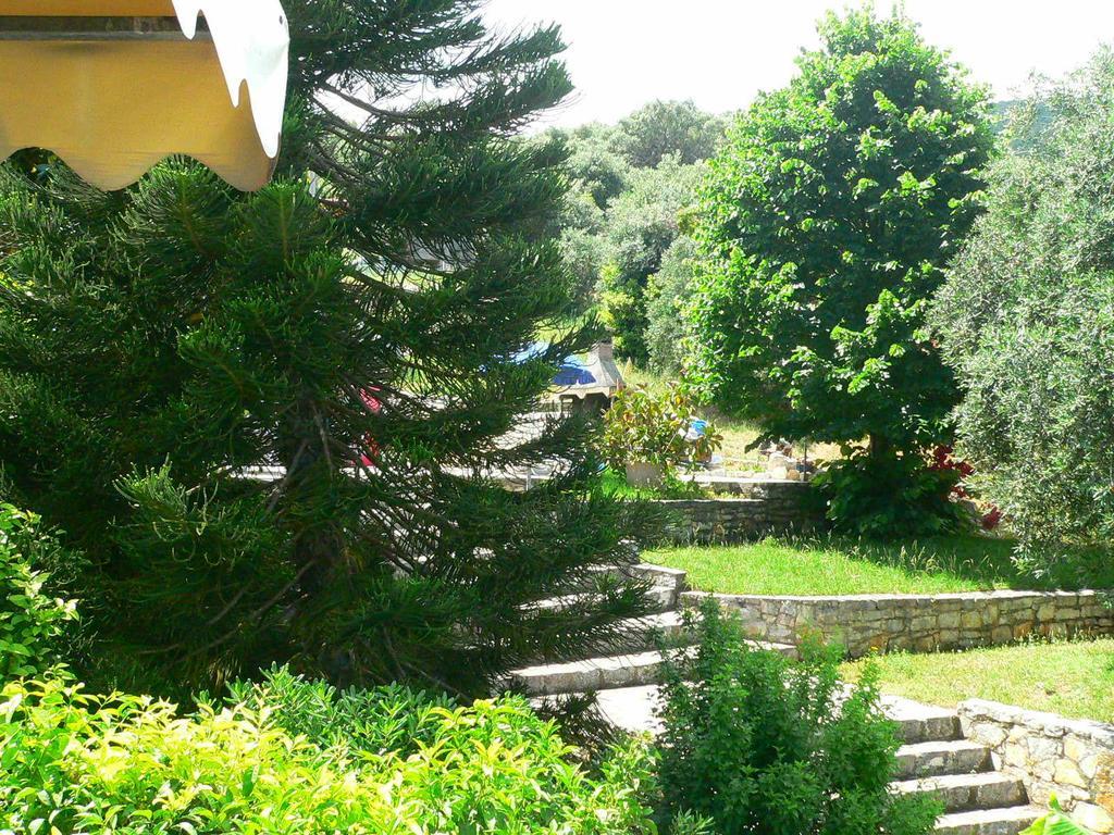 Apraos Bay Hotel Exterior foto